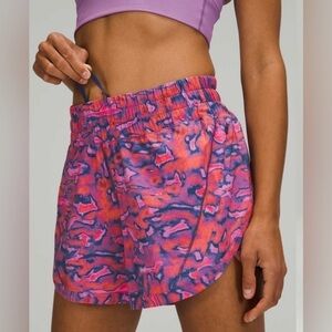 Lululemon Track That Mid-Rise Lined Short 5”